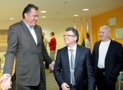Arvydas Sabonis, Artūras Poviliūnas ir Bronius Čekanauskas Arvydas Sabonis, Artūras Poviliūnas ir Bronius Čekanauskas